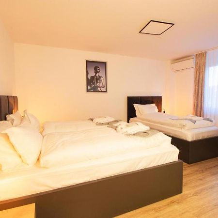 Hotel Dona Bergisch Gladbach Luaran gambar