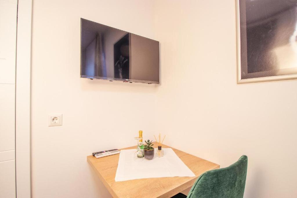 Hotel Dona Bergisch Gladbach Luaran gambar