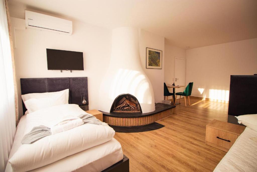 Hotel Dona Bergisch Gladbach Luaran gambar