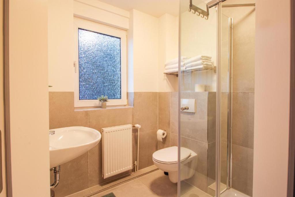Hotel Dona Bergisch Gladbach Luaran gambar